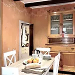 דירה The Painted House, Nei Vicoli Di Posto In Omaggio