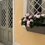 The Painted House, Nei Vicoli Di Posto In Omaggio * Sirolo