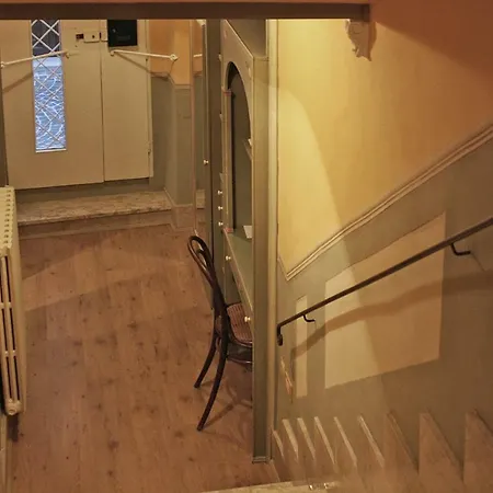 The Painted House, Nei Vicoli Di Posto In Omaggio Apartamento *