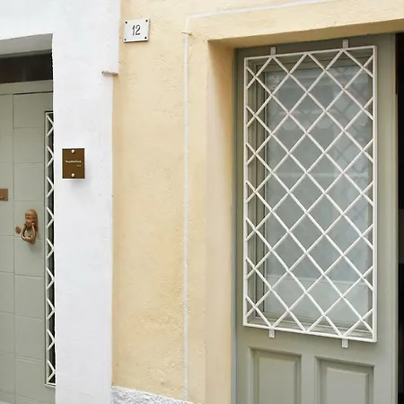 The Painted House, Nei Vicoli Di Posto In Omaggio Apartamento *